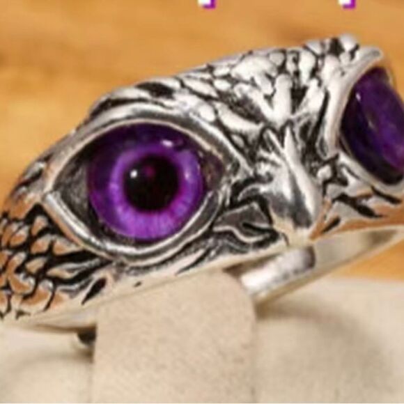 PURPLE EYED OWL RING - Picture 1 of 3